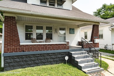 113 W Collins Ct, Louisville, KY 40214 - photo 3