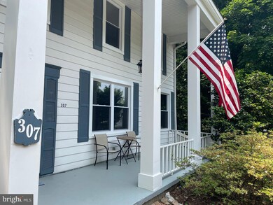 307 E Maple Rd, Linthicum Heights, MD 21090 - photo 2