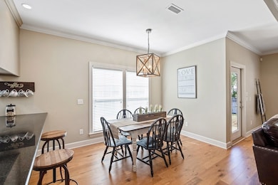 Breakfast Room