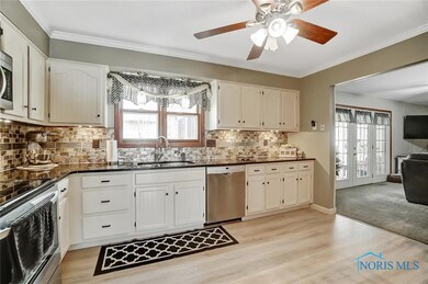 1006 W Bigelow Ave, Findlay, OH 45840 - photo 7