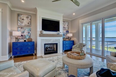 1st Floor Living Area