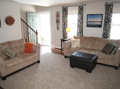 140 Heather Ln, North Falmouth, MA 02556 - photo 5