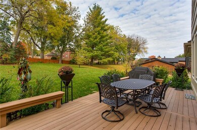 904 48th St, West Des Moines, IA 50265 - photo 5