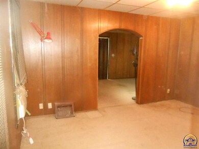 214 SE 27th St, Topeka, KS 66605 - photo 7