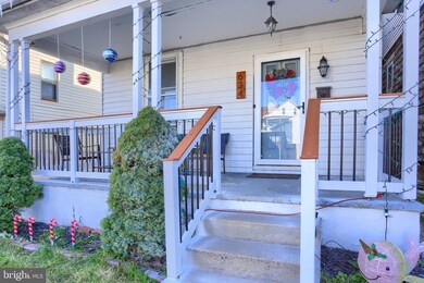 624 State St, Lemoyne, PA 17043 - photo 2