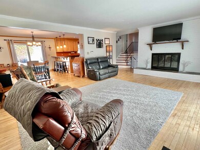 227 Waterman Cir, Saint Johnsbury, VT 05819 - photo 6