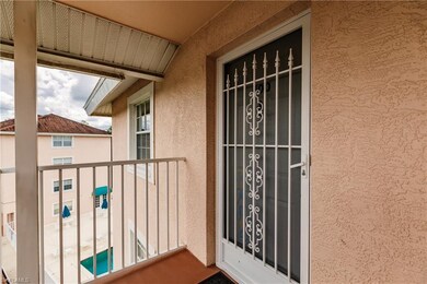 441 Quail Forest Blvd unit 400, Naples, FL 34105 - photo 3