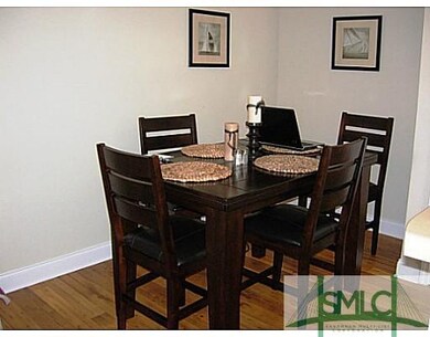 Kitchen. Breakfast Area