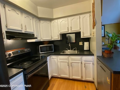 6119 Decker Rd, Bushkill, PA 18324 - photo 6