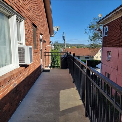 2604 Brodhead Rd unit 7, Aliquippa, PA 15001 - photo 3