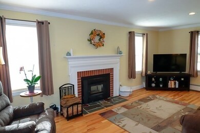 356 Mill St, Worcester, MA 01602 - photo 2