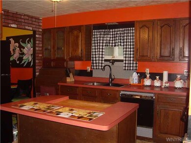 Kitchen Center Island with Breakfast Bar