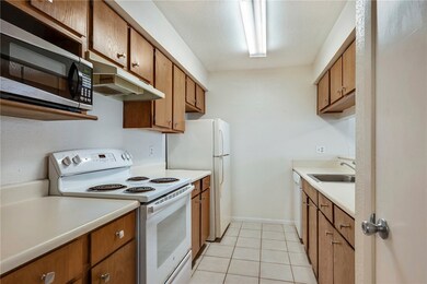 1500 Olympia Way unit 27, College Station, TX 77840 - photo 3