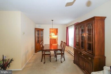 72 Buckingham Dr, Southampton, NJ 08088 - photo 5