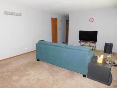 4714 SW 33rd Terrace, Topeka, KS 66614 - photo 3