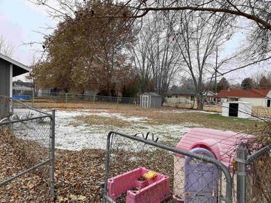 950 S Keller St, Kennewick, WA 99336 - photo 2