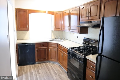 8423 Cedarbrook Ave, Philadelphia, PA 19150 - photo 7