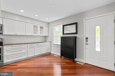 6328 Ducketts Ln, Elkridge, MD 21075 - photo 4