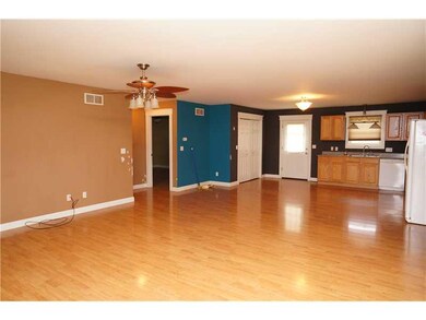 370 Curtis Ct, Batesville, IN 47006 - photo 2