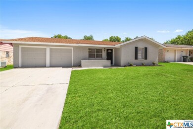 927 Holly St, Copperas Cove, TX 76522 - photo 3