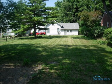 915 West St, Genoa, OH 43430 - photo 5