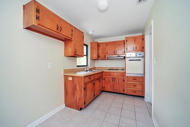 311 third st kitchen
