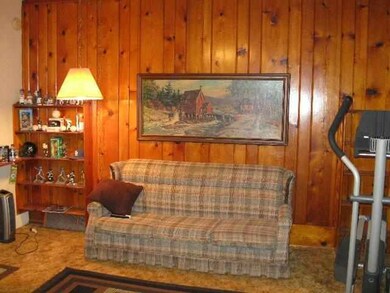 2110 W 1st St, Davenport, IA 52802 - photo 6