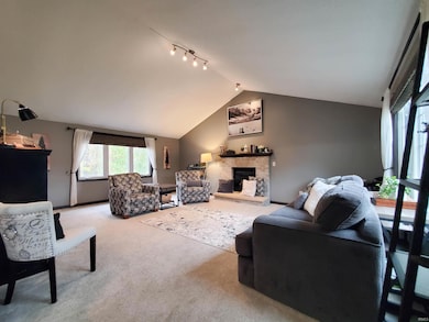 1118 Hidden Creek Cove, Fort Wayne, IN 46845 - photo 5