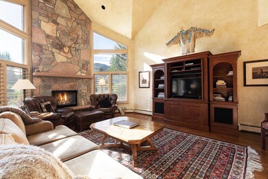 124_windermere_interior_living