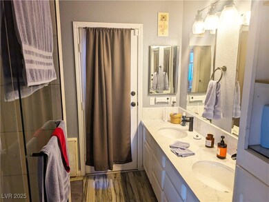 6112 Rymer Ct, Las Vegas, NV 89130 - photo 7