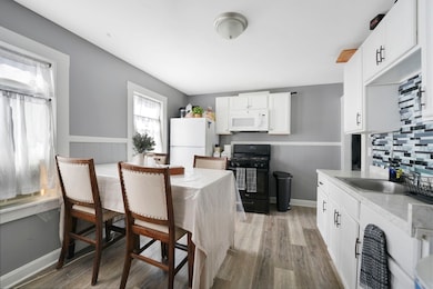 15-17 Morton Square, Stoughton, MA 02072 - photo 6