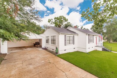 703 Lake, McComb, MS 39648 - photo 4