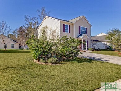 Spacious yard!