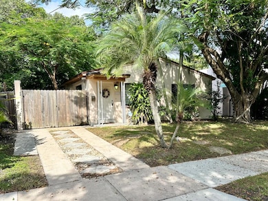 unlisted-address, West Palm Beach, FL 33401 - photo 2