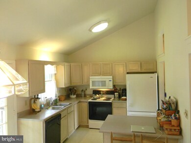 170 Hensel Dr, Shepherdstown, WV 25443 - photo 3