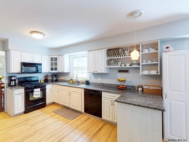 10 Castleberry Dr, Gansevoort, NY 12831 - photo 7