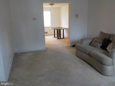 4305 Eldone Rd, Baltimore, MD 21229 - photo 3