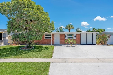 3852 Catalina Rd, West Palm Beach, FL 33410 - photo 4