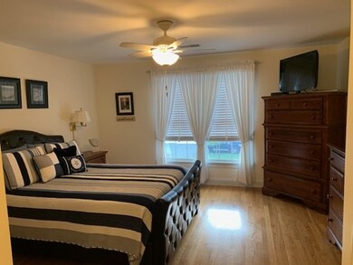 919 Bay St unit 49, Fall River, MA 02724 - photo 4