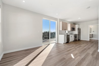 10 Somerset Ave unit 401, Winthrop, MA 02152 - photo 6