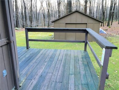 Deck for enjoying the solitude!
