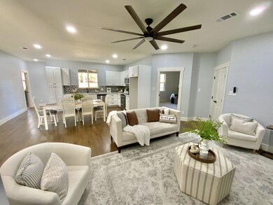 1401 Anthony St, Gainesville, TX 76240 - photo 3