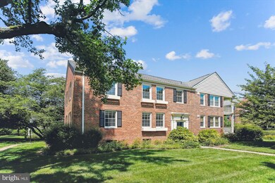 6506 Boulevard View unit A1, Alexandria, VA 22307 - photo 2