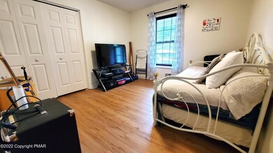 105 Seaton Ct, Bushkill, PA 18324 - photo 7