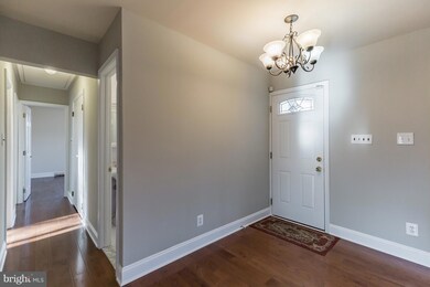 8 Park Dr, Berlin, NJ 08009 - photo 3