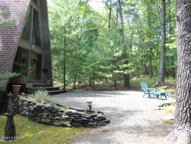 135 Mountain Top Dr, Dingmans Ferry, PA 18328 - photo 4