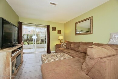 890 Armstrong Ave unit B1, Staten Island, NY 10308 - photo 4