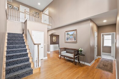 549 W Gladys Ave, Elmhurst, IL 60126 - photo 3