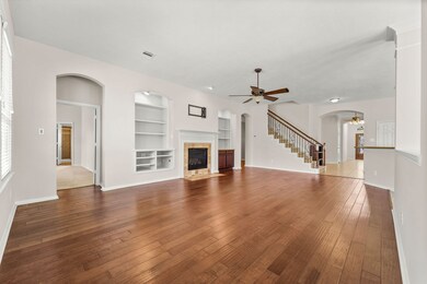 31327 Brighton Brook Ln, Spring, TX 77386 - photo 3