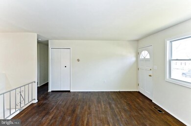 332 Eagle Harbor S, Laurel, MD 20724 - photo 6